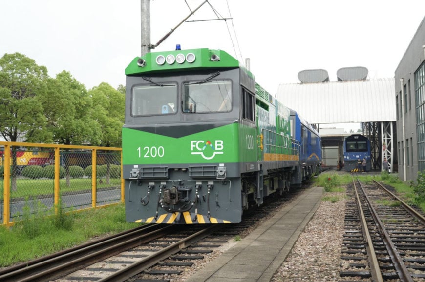 Hydrogen-powered locomotive exported to Chile by CRRC unveiled